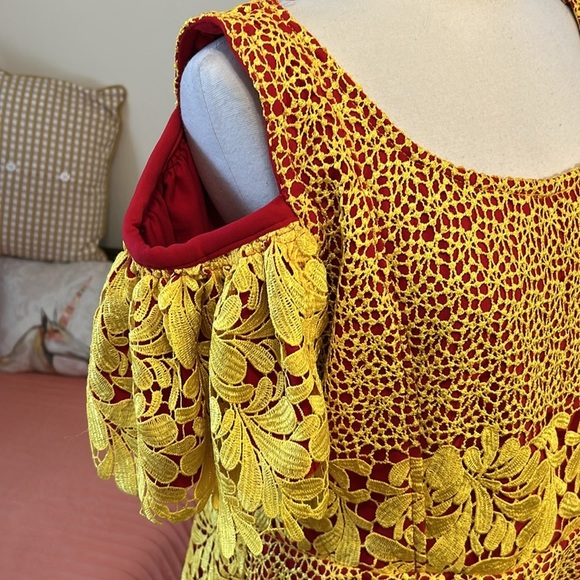 Vibrant African Ankara Style Lace Top & Skirt Set approximate size XL-XXL - Picture 6 of 17